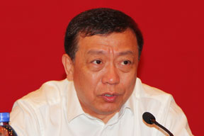 中施企協李清旭副秘書長宣讀聯盟規則