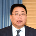 李力