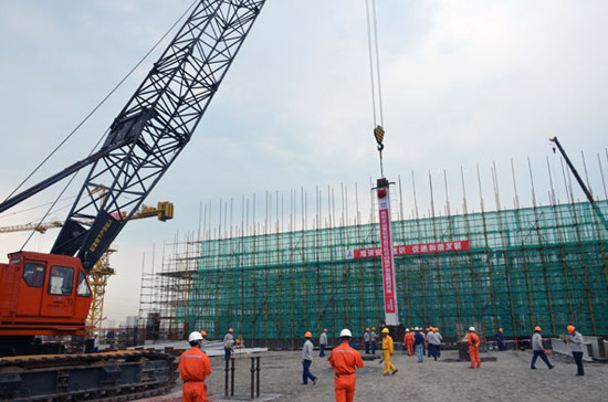 中國能建安徽電建一公司承建兩臺百萬機組鍋爐鋼架同日吊裝