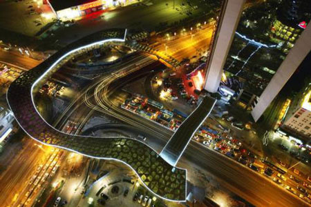 深圳創業路街區改造中心天橋工程