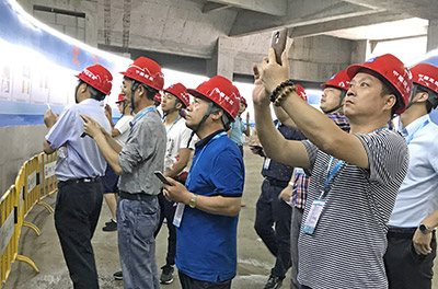中建三局二公司武漢長江航運(yùn)中心項(xiàng)目觀摩現(xiàn)場