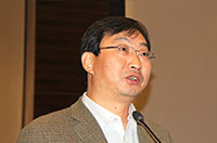 江蘇邗建集團(tuán)副總經(jīng)理高毅做主題發(fā)言